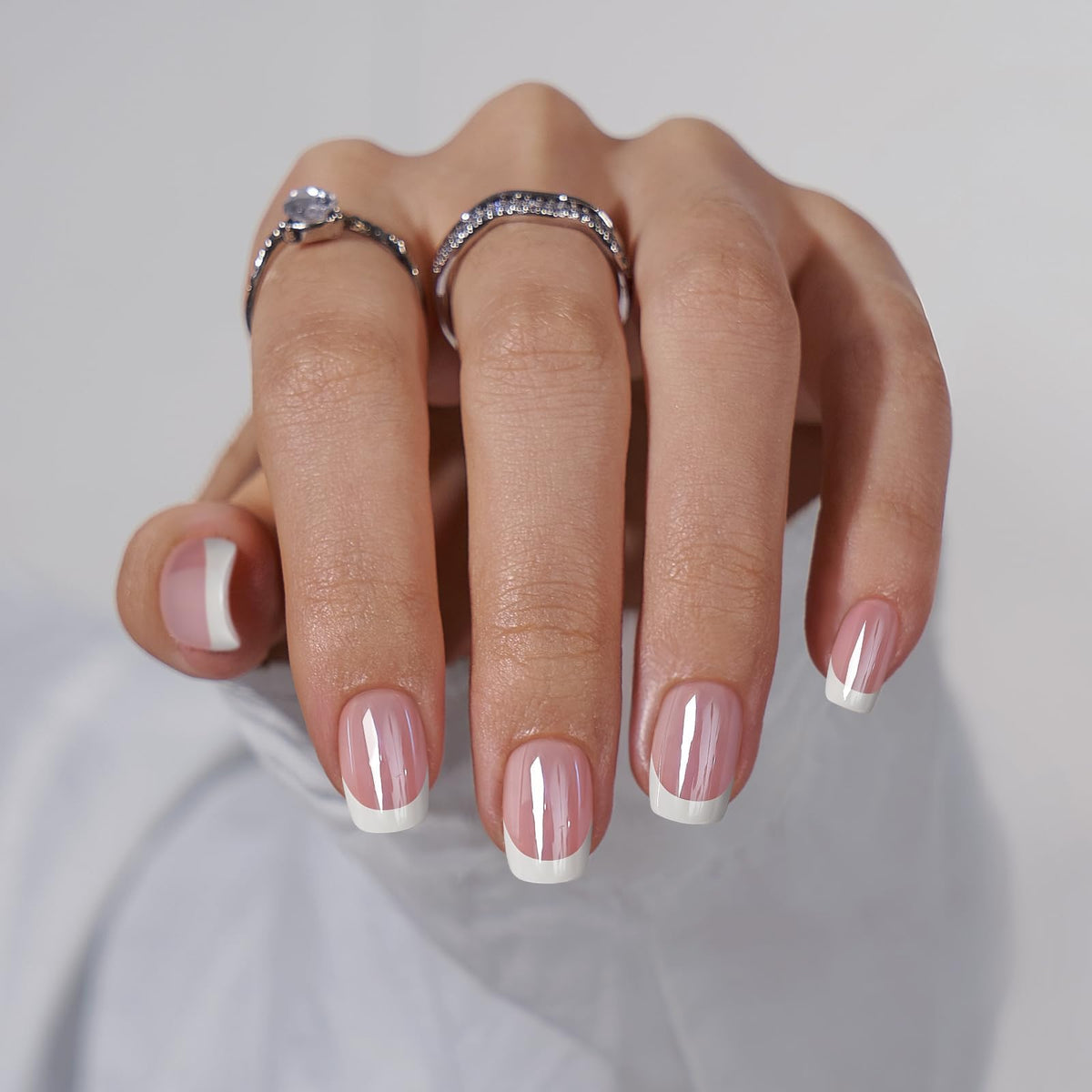 BTArtbox Press On Nails, Short Almond Pink Fake Nails, 32Pcs Full Kit