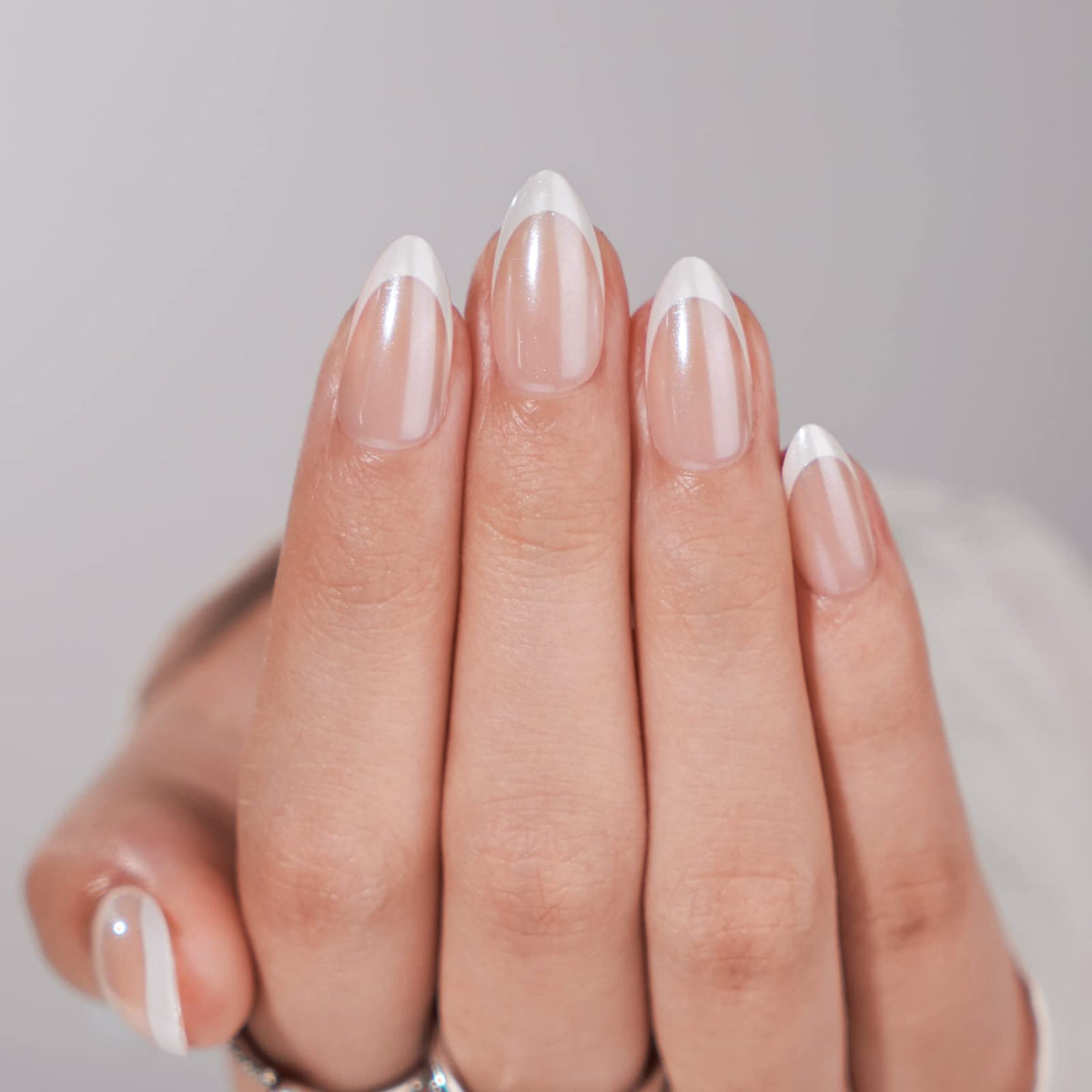 BTArtbox Press On Nails, Short Almond Pink Fake Nails, 32Pcs Full Kit