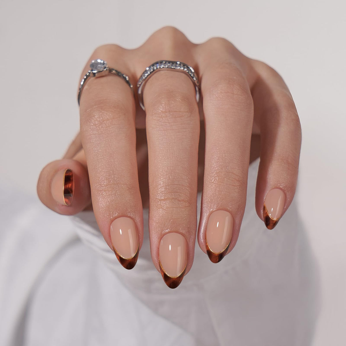 BTArtbox Press On Nails, Short Almond Pink Fake Nails, 32Pcs Full Kit