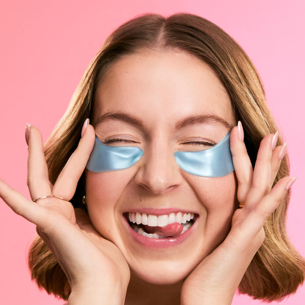 grace & stella Award Winning Eye Patches for Puffy Eyes - Birthday Gifts for Women - Under Eye Mask for Dark Circles and Undereye Bags - Gifts for Mom - Vegan Cruelty-Free Self Care (24 Pairs, Gold)