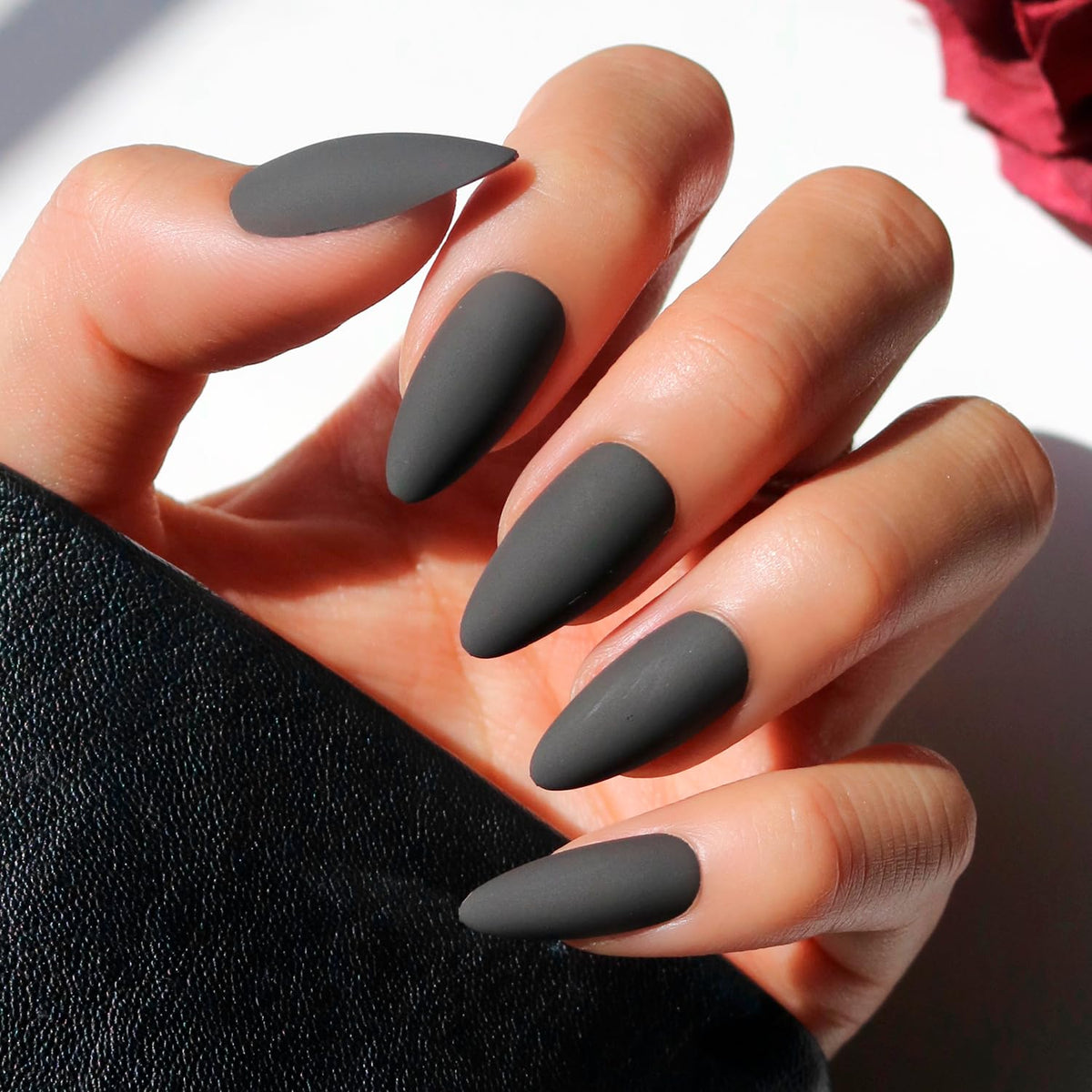 Glamnetic Halloween Press On Nails, Short Almond Glazed, October Nights