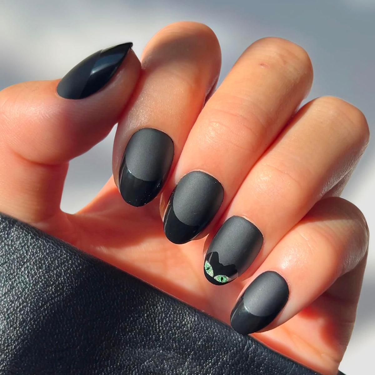 Glamnetic Halloween Press On Nails, Short Almond Glazed, October Nights